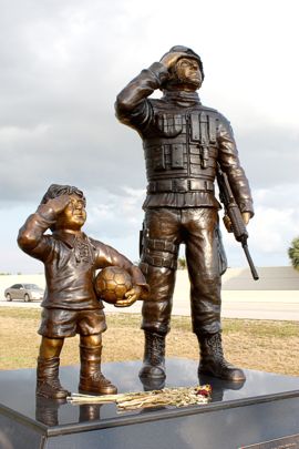 making of the statue