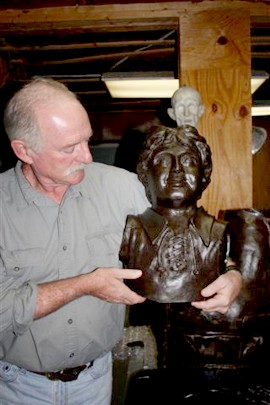 making of the statue